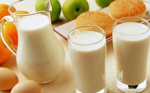 喝牛奶对胃炎有用吗（牛奶对胃炎有刺激性吗）